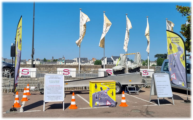 Sensibilisation au port de la ceinture de sécurité avec le simulateur de choc frontal - Prev2r