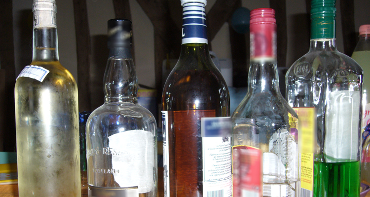 Photo d'illustration - bouteilles d'alcool - Copyright Prev2r  .