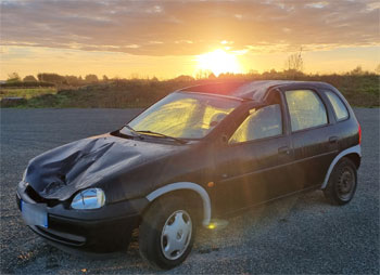 véhicule accidenté le matin- Copyright JGMT - reproduction interdite