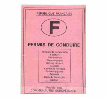 L'ancien permis de conduire.