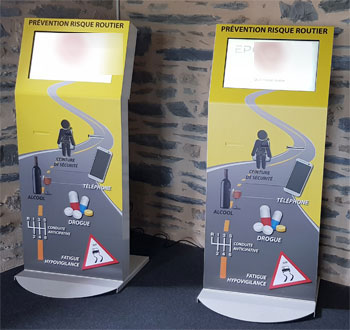 Quiz risque routier avec les bornes tactiles  - reproduction interdite - Prev2r