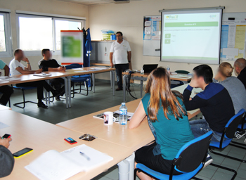 Formation théorique en salle.