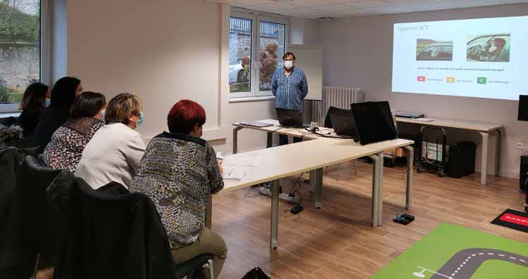 Session de sensibilisation sur les conduites à risques (alcool et stupéfiants) - Copyright PREV2R.